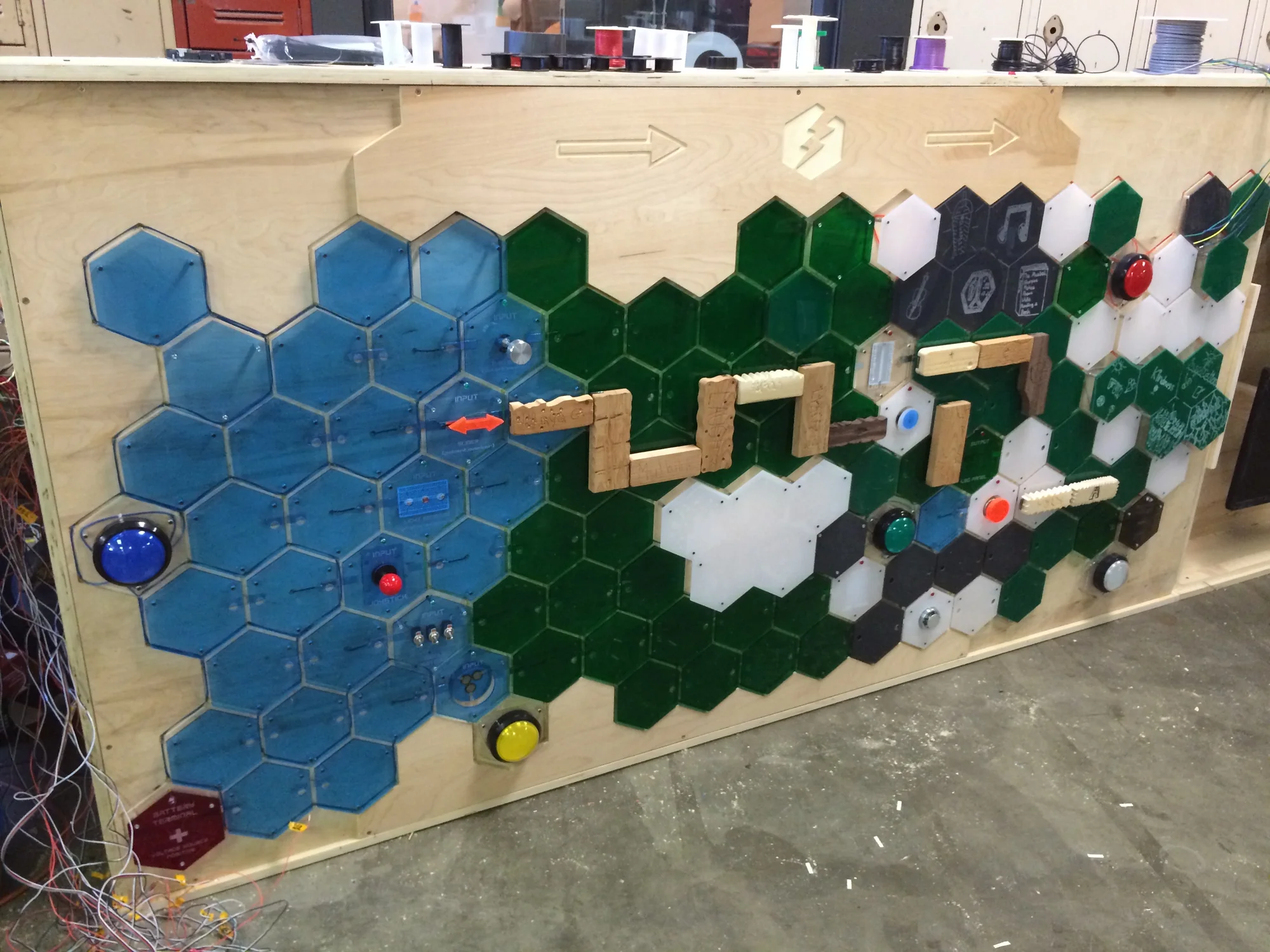 Molecule Wall, photograph 26 of 31