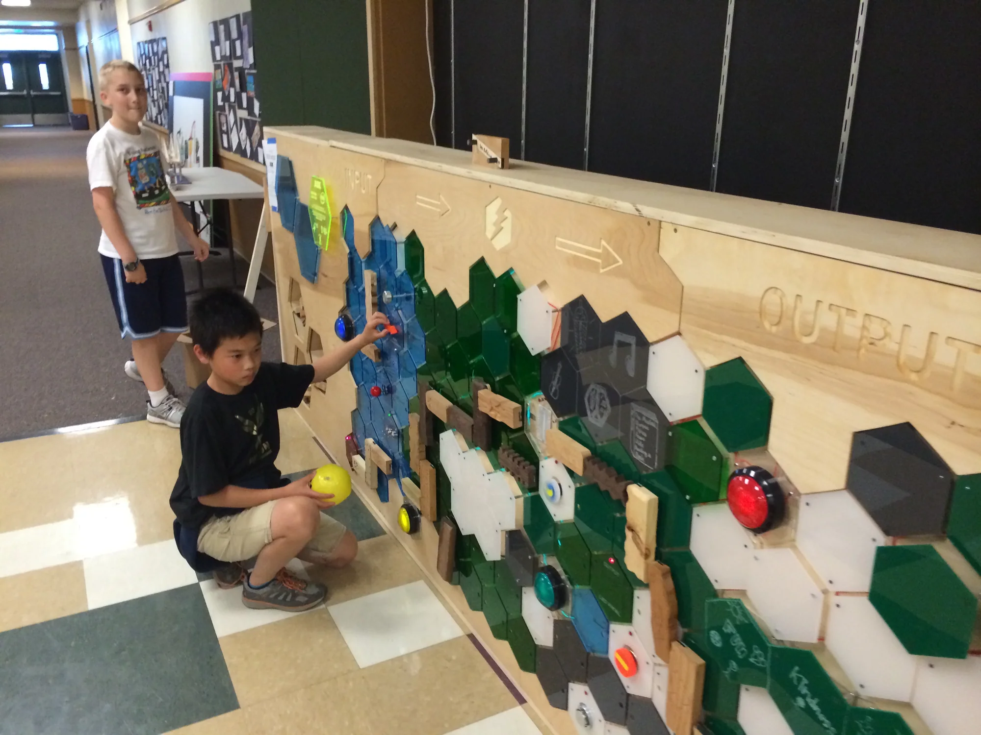 Molecule Wall, photograph 30 of 31